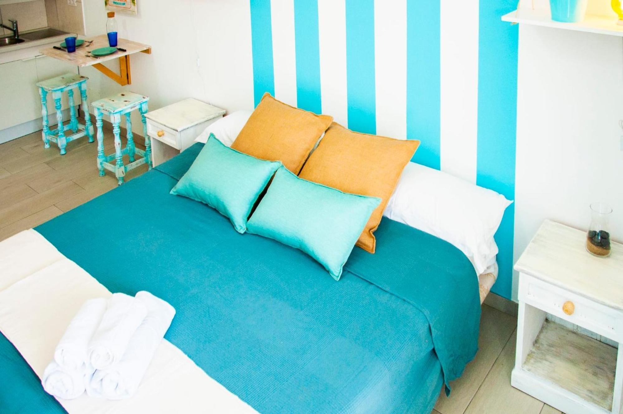 La Casita Surf Apartment Famara Bagian luar foto